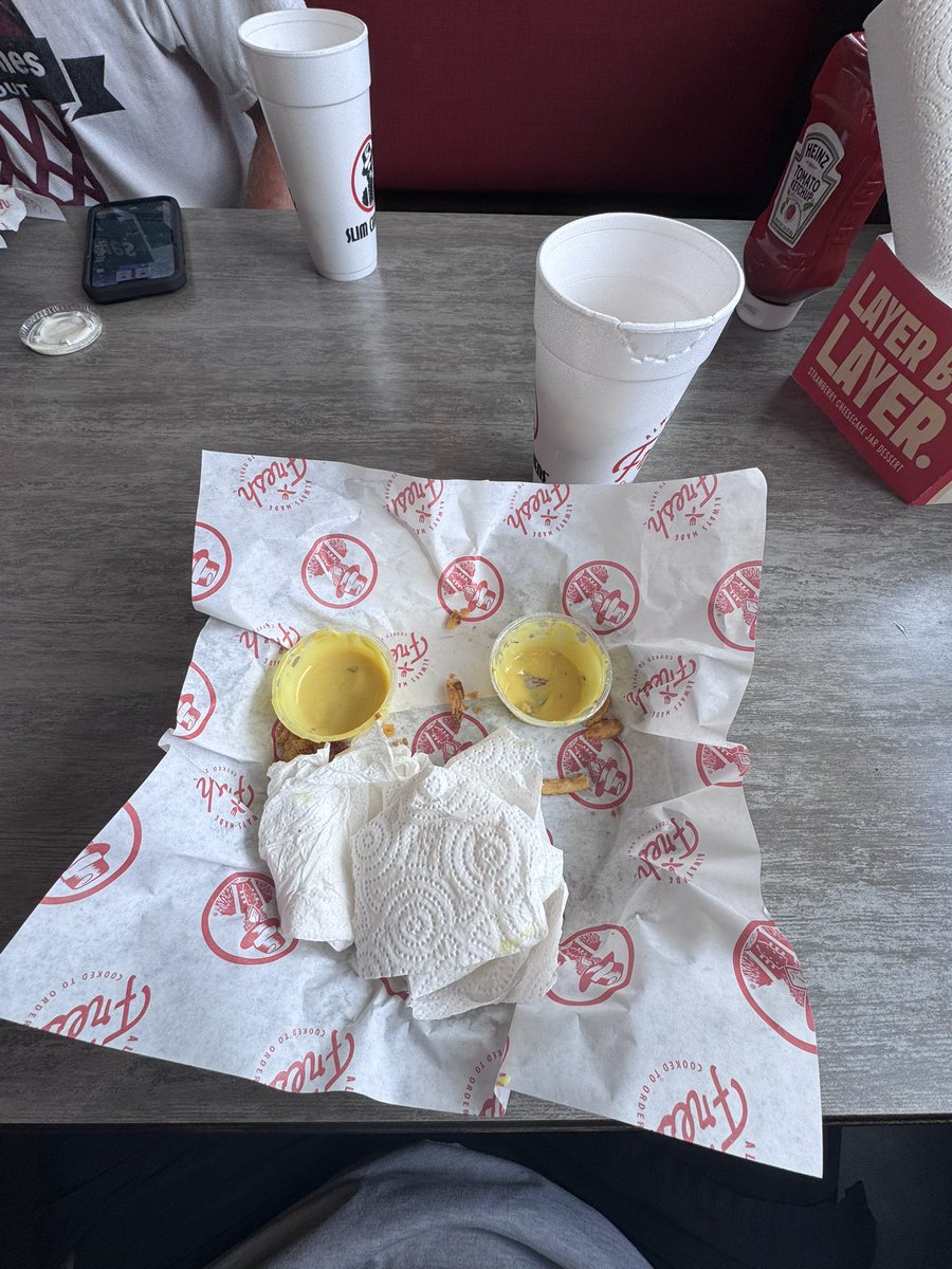 Cody Mills ☮️ tweet media