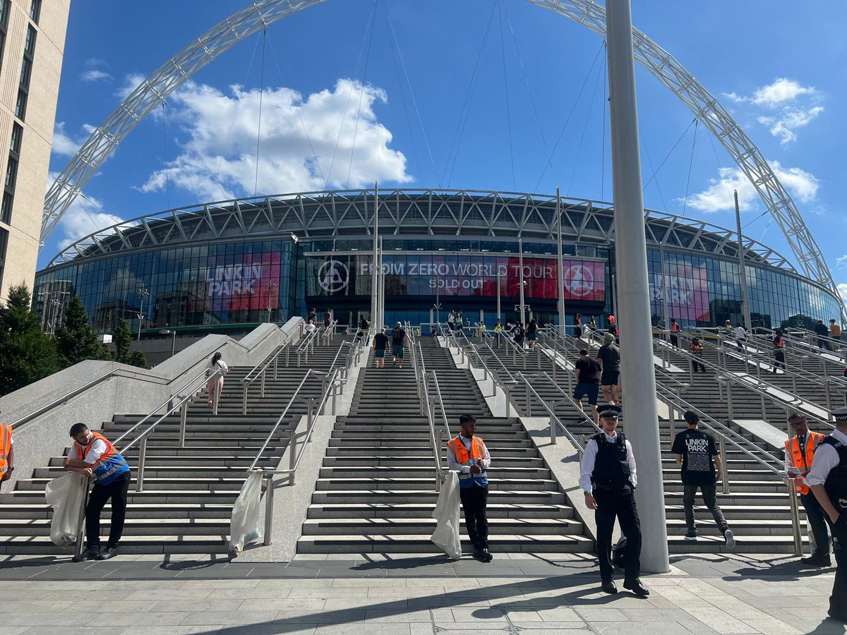 Michael Ivory tweet media