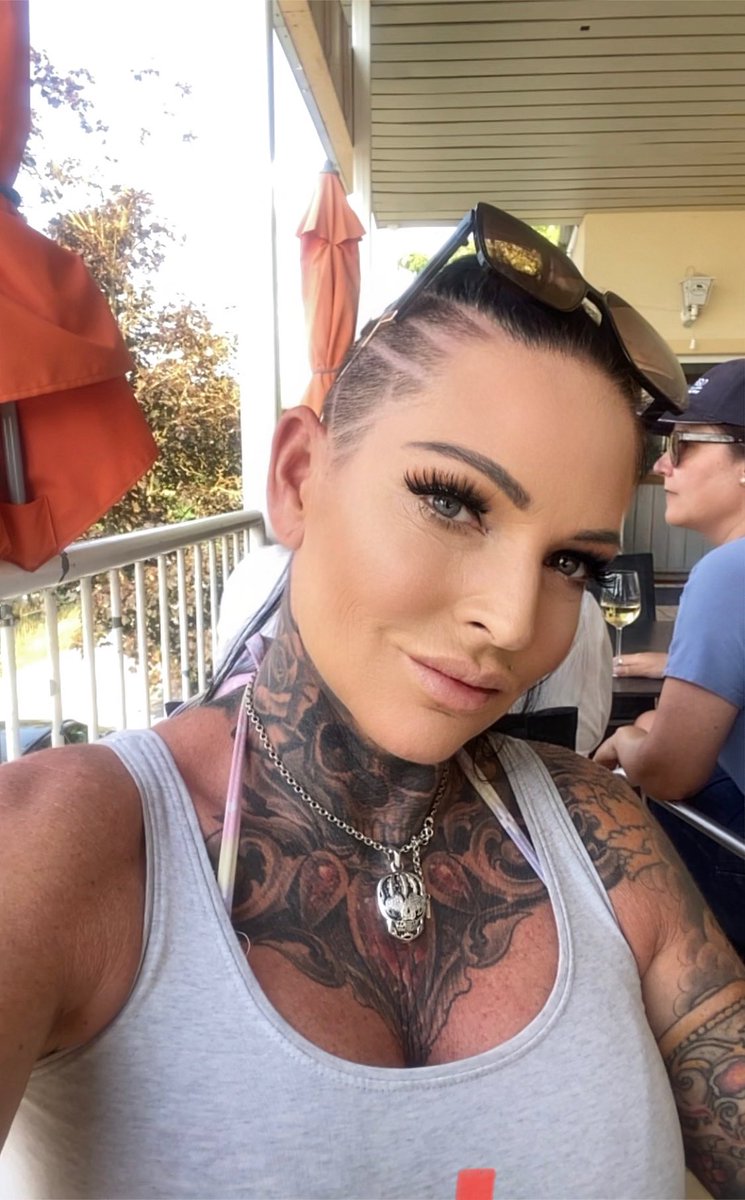 ⚜️Lady Kim Diamond (@ladykimdiamond1) on Twitter photo Selbst eine Göttin braucht mal eine Pause…
Bei dieser Hitze gönne ich mir ein paar Tage frei – verdient, versteht sich.
Ab 3.7. lasse ich in Ingolstadt <a href="/SMDarkDiamond/">StudioDarkDiamond</a> wieder die Peitsche sprechen,
am 4.7. empfange ich im <a href="/Royal_Empire__/">Royal Empire</a> München meine Sklaven. Selbst eine Göttin braucht mal eine Pause…
Bei dieser Hitze gönne ich mir ein paar Tage frei – verdient, versteht sich.
Ab 3.7. lasse ich in Ingolstadt <a href="/SMDarkDiamond/">StudioDarkDiamond</a> wieder die Peitsche sprechen,
am 4.7. empfange ich im <a href="/Royal_Empire__/">Royal Empire</a> München meine Sklaven.