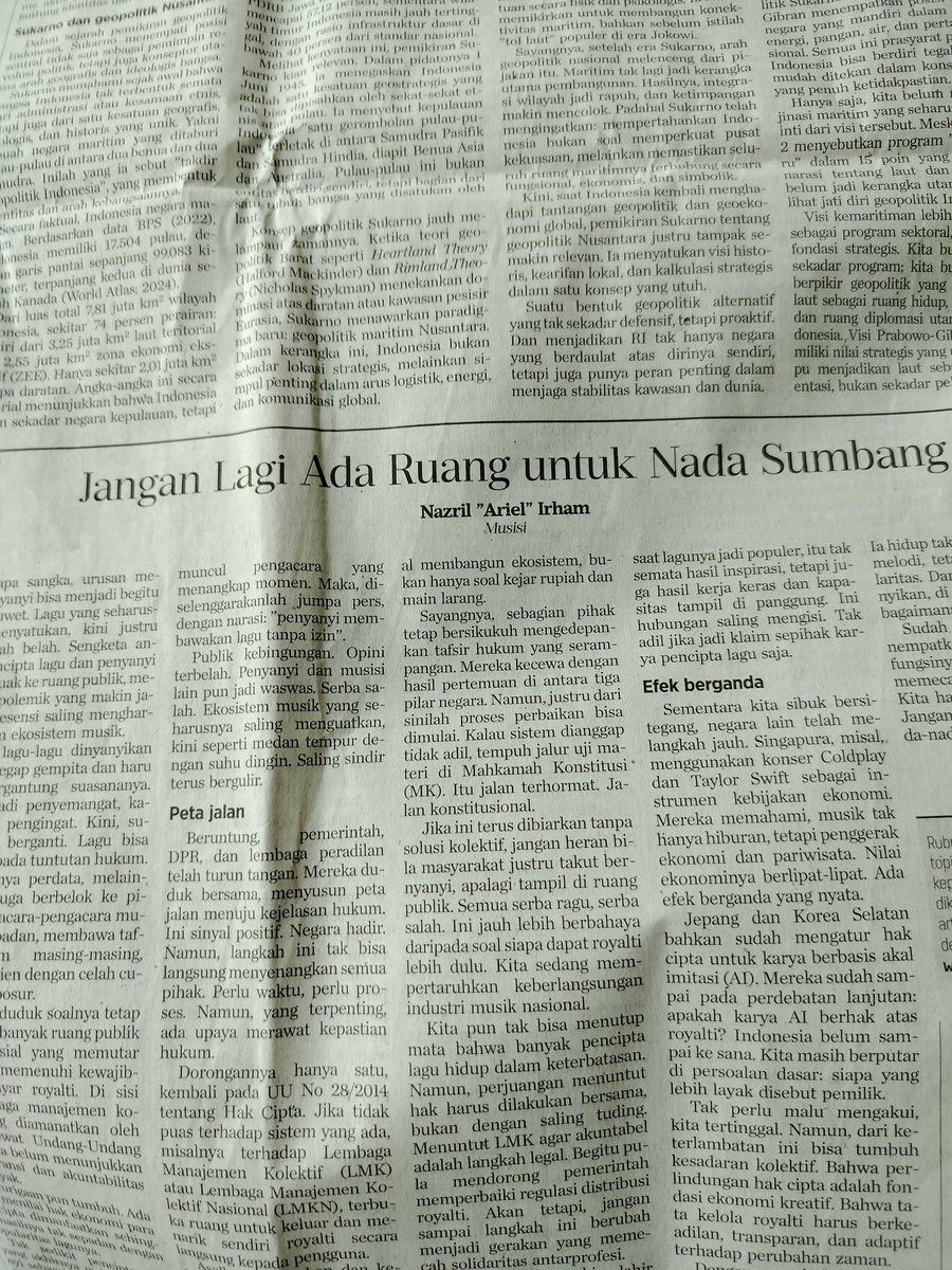 Tak mengira dunia musik Indonesia sedang sekusut ini, dan Ariel Noah telah memaparkan dg baik sekaligus jalan keluarnya.
Salut pd Ariel.