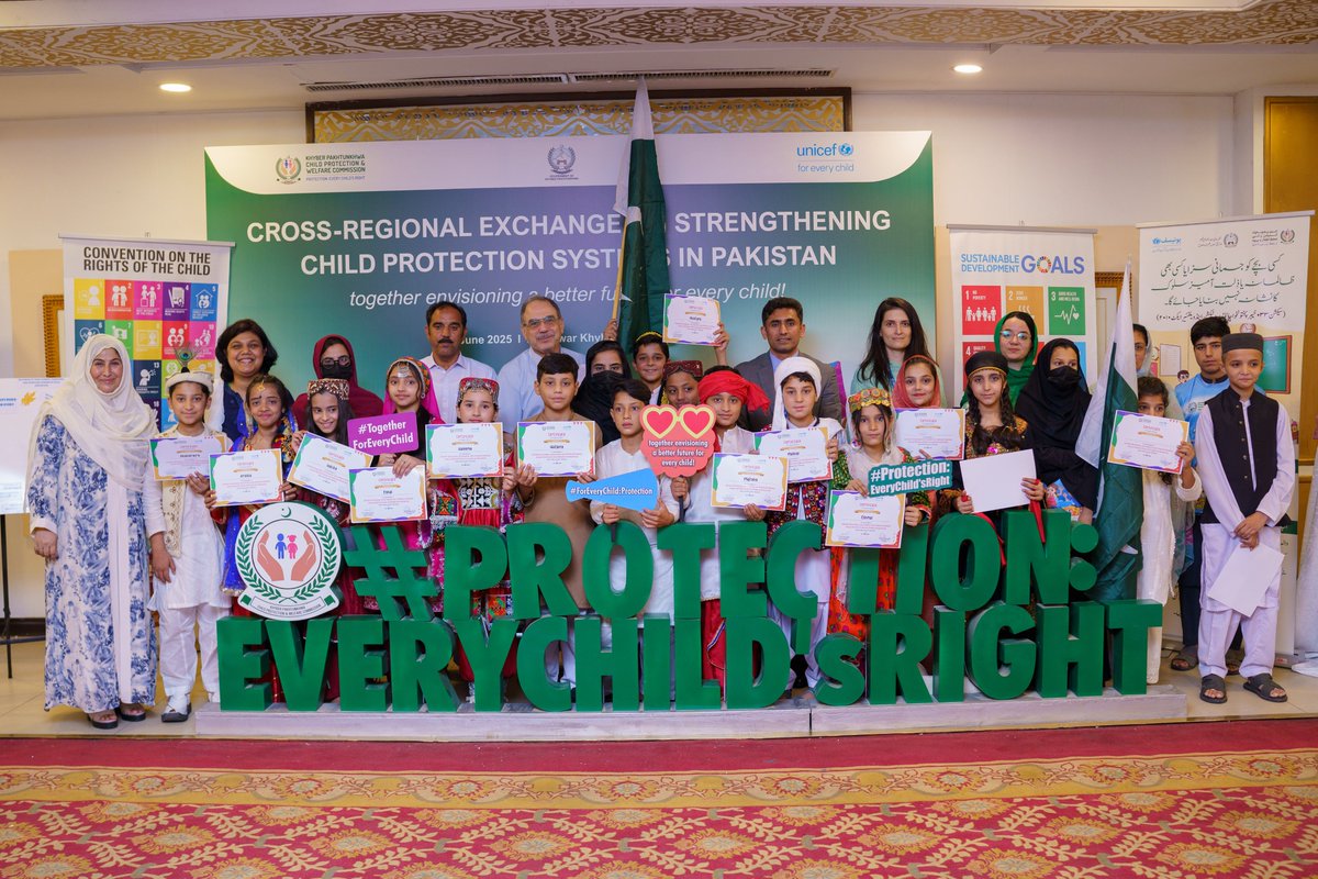 Children from various parts of Khyber Pakhtunkhwa actively participated in Cross-Regional Exchange on Strengthening CP System in Pakistan (26.6.2025)
<a href="/kpcpwc/">KPCPWC</a> <a href="/UNICEF_Pakistan/">UNICEF Pakistan</a>