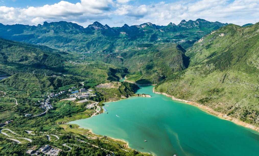 yae_moon's tweet photo. View of Zangke river scenic area in Liupanshui, China's Guizhou https://t.co/6QmRZsu6kb