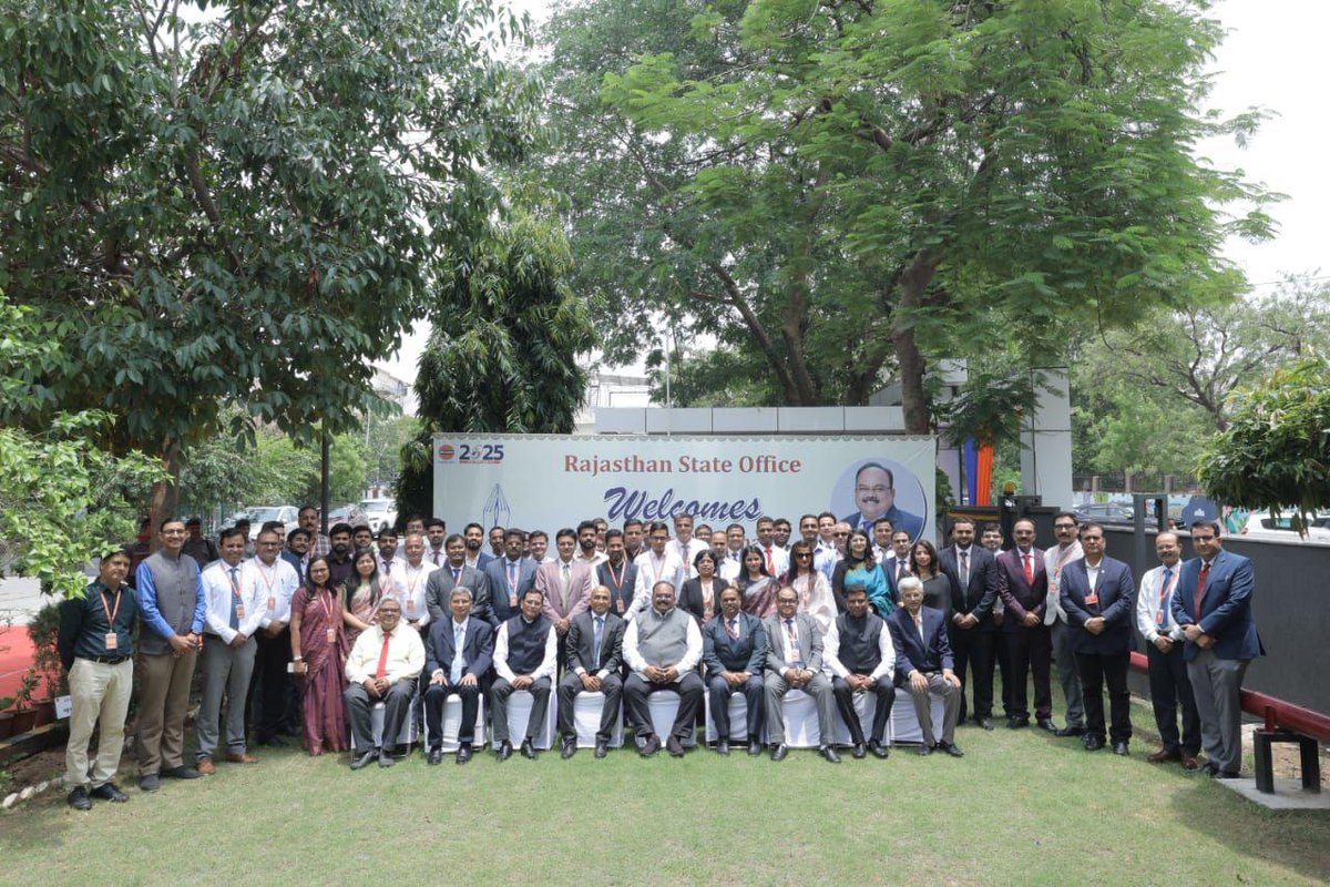 Director(M) Sh.V Satish Kumar visited Rajasthan state, reviewed performance &amp; shared insights on challenges from the evolving energy landscape with the rise of CNG, LNG &amp; EVs.He emphasized Sprint initiatives,self-initiative,discipline &amp; cost optimization—an inspiring interaction!