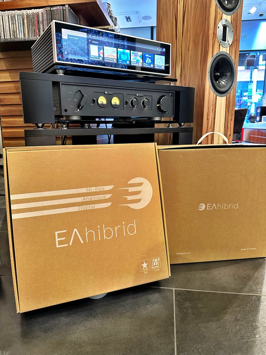 AudioVenue's tweet image. EAhibrid cables in, USB and Ethernet.

#eahibrid #usbcables #ethernetcable #cables #hifirose 

@eahibrid
