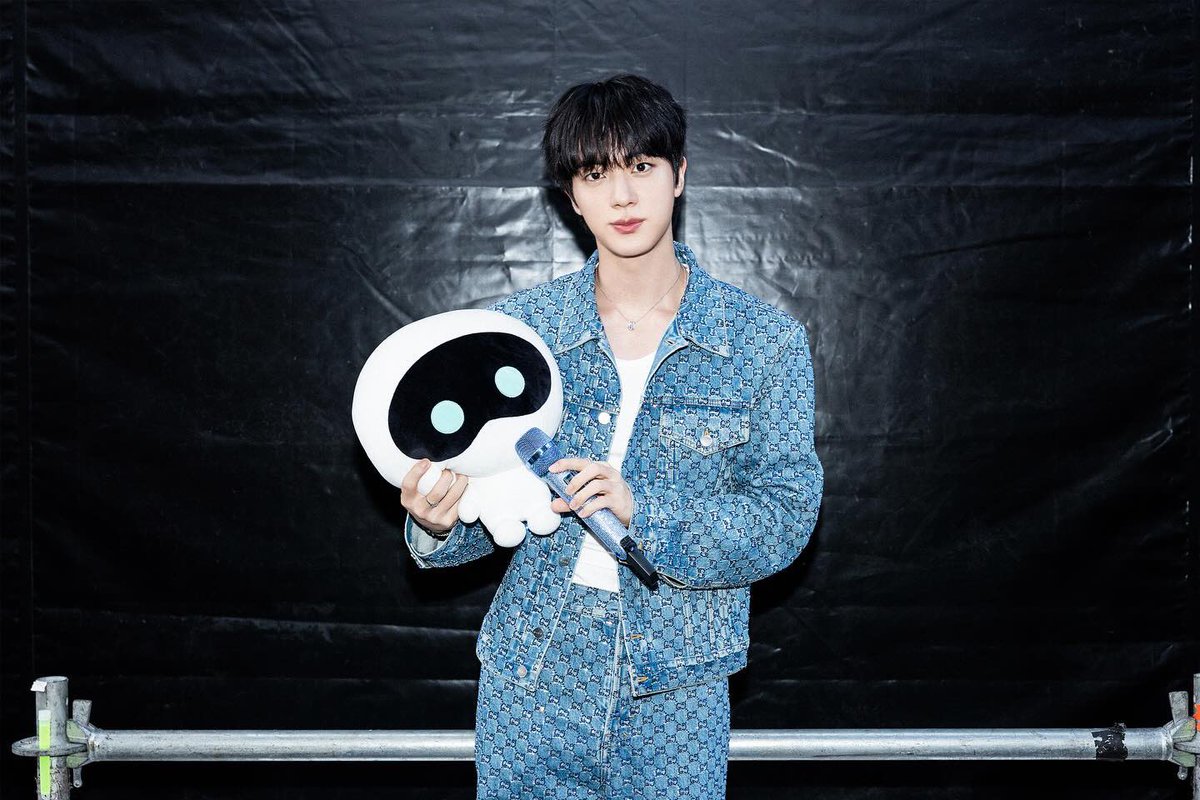 seokjinfile's tweet photo. WOOTTEO ON INSTAGRAM https://t.co/oupDA8MU7w