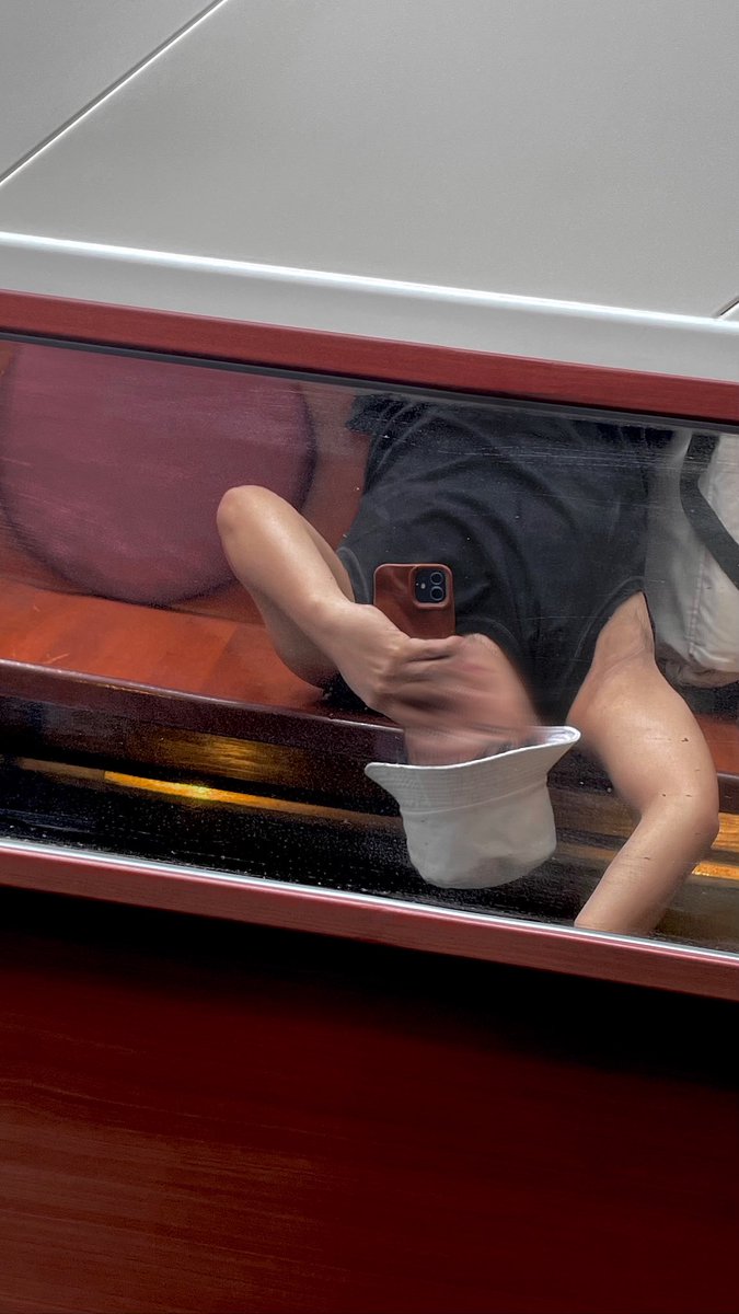 loweerggoe (@liedoggor) on Twitter photo 