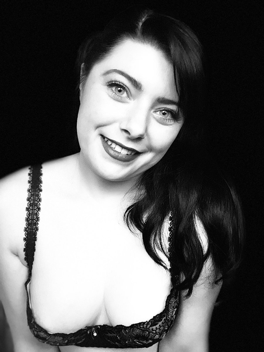 Black &amp; White 🤍🖤