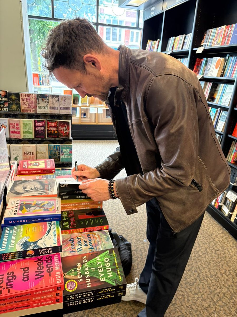 époque press (@epoque_press) on Twitter photo More signed copies of SPIT are out in the world.
Thank you to <a href="/WaterstonesCrk/">Waterstones Cork</a> for having <a href="/davidbr42580158/">david brennan</a> in to sign copies of his latest novel, SPIT.
#epoquepressauthors #epoquepresstitles #bookshops #books #bookcommunity #bookrecommendations #reading More signed copies of SPIT are out in the world.
Thank you to <a href="/WaterstonesCrk/">Waterstones Cork</a> for having <a href="/davidbr42580158/">david brennan</a> in to sign copies of his latest novel, SPIT.
#epoquepressauthors #epoquepresstitles #bookshops #books #bookcommunity #bookrecommendations #reading