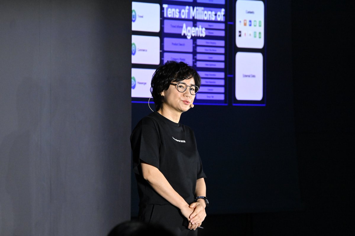 line_developers's tweet image. 📢 Tech-Verse 2025, 현장 분위기 전해드립니다 🔥

LY Corporation의 엔지니어·디자이너·PM이
도쿄 기오이초 오피스에 모였습니다!

6/30(월)~7/1(화)
세션은 온라인으로도 시청할 수 있습니다.
지금 온라인으로 함께하세요👇
tech-verse.lycorp.co.jp/2025/ko/