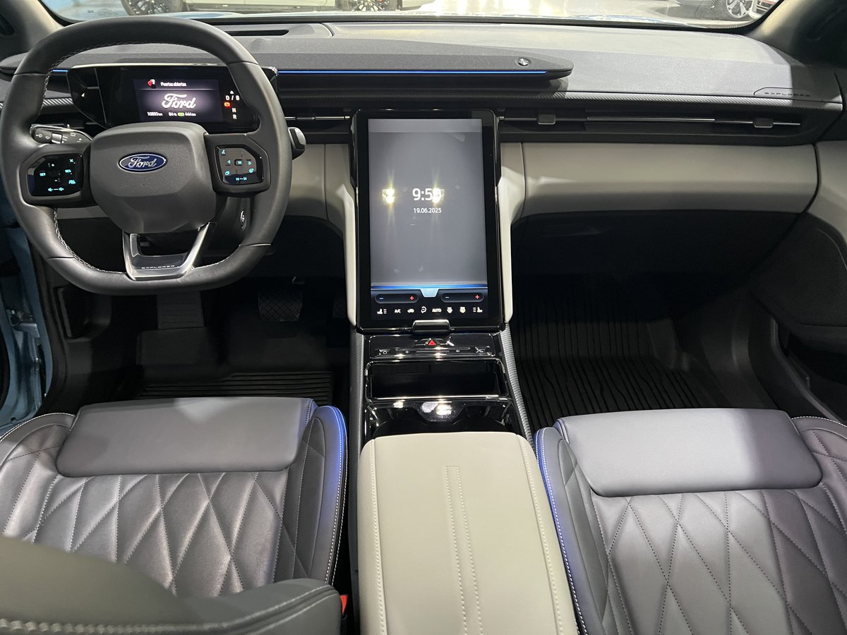 Ya está a la venta nuestro primer Ford Explorer de ocasión.
Premiado por su diseño y repleto de tecnología, este SUV eléctrico lo tiene todo.
Recibe más información a través de nuestro concesionario virtual 👉 online.lead2team.com/ford-archiauto/
#Archiauto