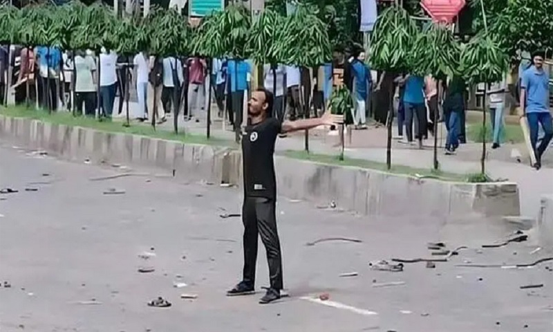 আবু সাঈদ হত্যা মামলায় ২৬ জনের বিরুদ্ধে গ্রেপ্তারি পরোয়ানা জারি