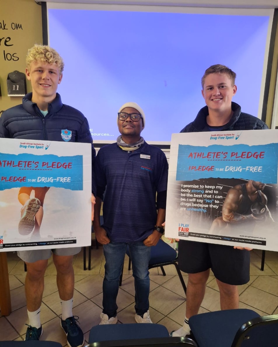 drugfreesportZA's tweet photo. SAIDS had an anti-doping workshop with the Limpopo Blue Bulls Craven Week and Academy Week teams. Emphasising clean competition to youth rugby teams. @Cravenweek  @SARugby, @LimpopoBlueBulls

#CleanSport #AntiDoping #LimpopoBlueBulls #CravenWeek #AcademyWeek #YouthRugby https://t.co/2Wj1JZVQpq