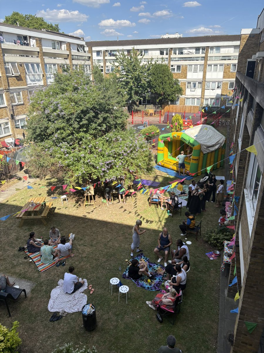 Joe Walker (@joewalkeruk) on Twitter photo Another busy weekend in De Beauvoir including the annual celebration of our local community at <a href="/StPetersDB/">St Peter De Beauvoir</a> and then yesterday afternoon enjoyed the annual summer ‘Big Lunch’ on the Lockner estate connecting with residents.
#StrengtheningNeighbourhoods Another busy weekend in De Beauvoir including the annual celebration of our local community at <a href="/StPetersDB/">St Peter De Beauvoir</a> and then yesterday afternoon enjoyed the annual summer ‘Big Lunch’ on the Lockner estate connecting with residents.
#StrengtheningNeighbourhoods