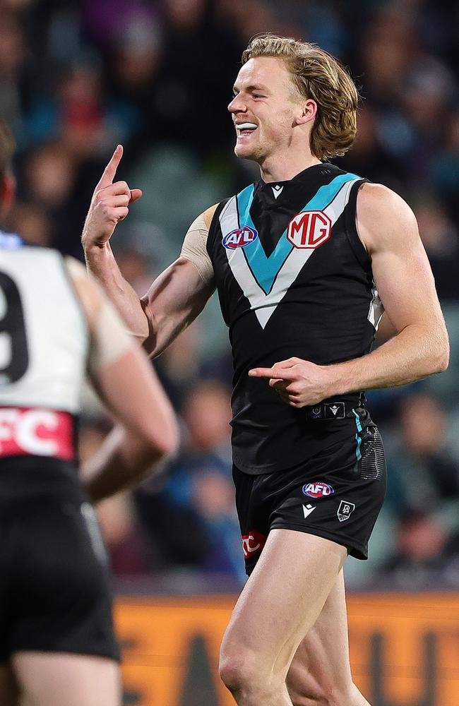 Port Adelaide poised to re-sign Miles Bergman for two more years in a big coup for the club.

Expected over the next week.

Port's thrilled he's on the brink of staying and with his growth after joining the leadership group and moving into the midfield.

▶️bit.ly/44uOQK0