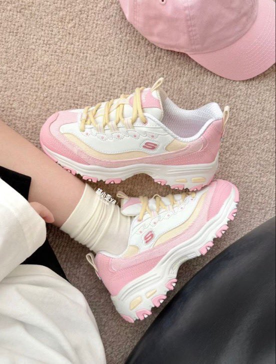 qtpilove's tweet photo. list hidden gem shops from China yg menjual Luxury sneakers with less than 90% off from Official Store 😭

1. Adidas
2. Nike
3. Onitsuka Tiger 
4. New Balance
5. Converse 
6. Anta 
7.  Vans
8. Skechers

bookmark now and meh I share details di bawah 👇🏻 https://t.co/glcUSy92xM