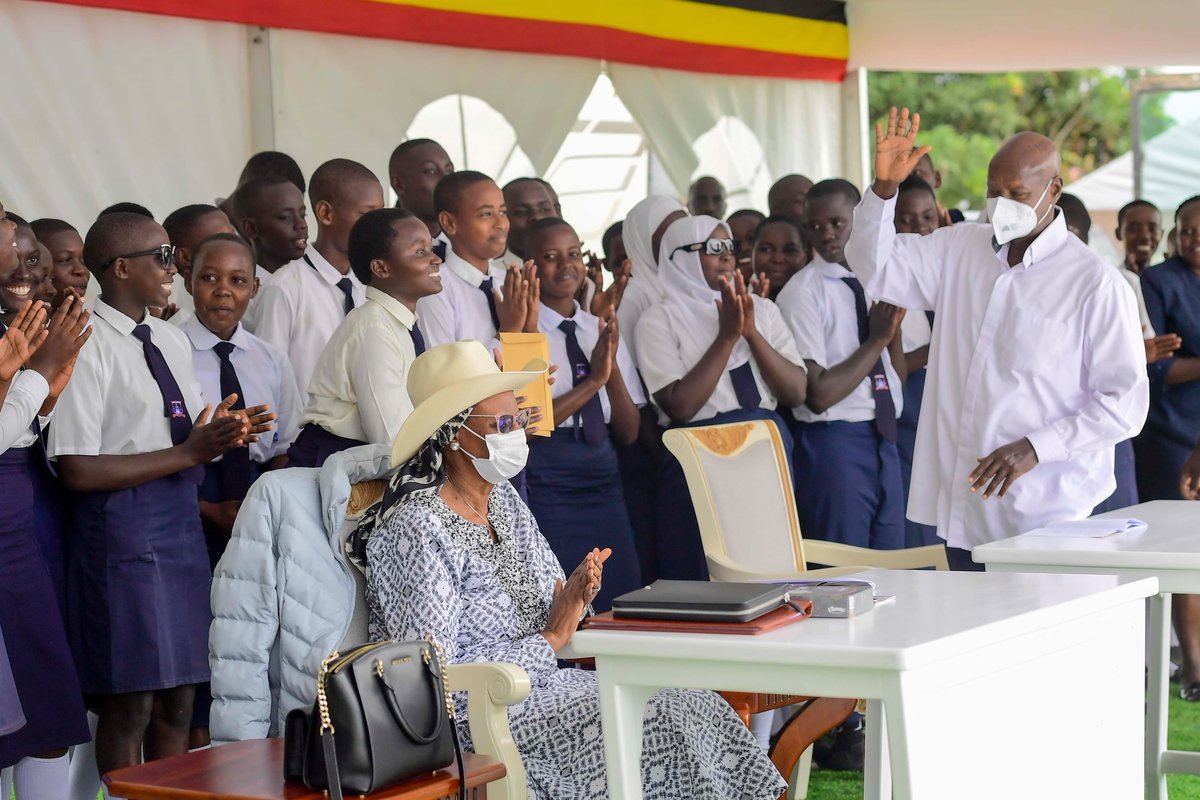 AmoitOmoit's tweet image. A very happy belated  birthday Maama Janet. you are a great inspiration to the generations.