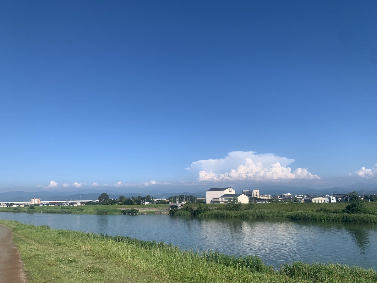 tobutojorain's tweet photo. 梅雨…終わった？？ https://t.co/ySPxuBSZp7