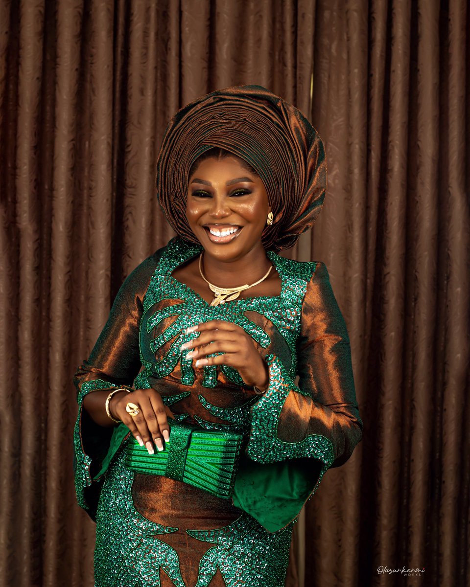 olashotit's tweet photo. KOLADE &amp; ADEOLA 

❤️❤️❤️
Photographed by Me 📸 https://t.co/MBkl7O0aKX