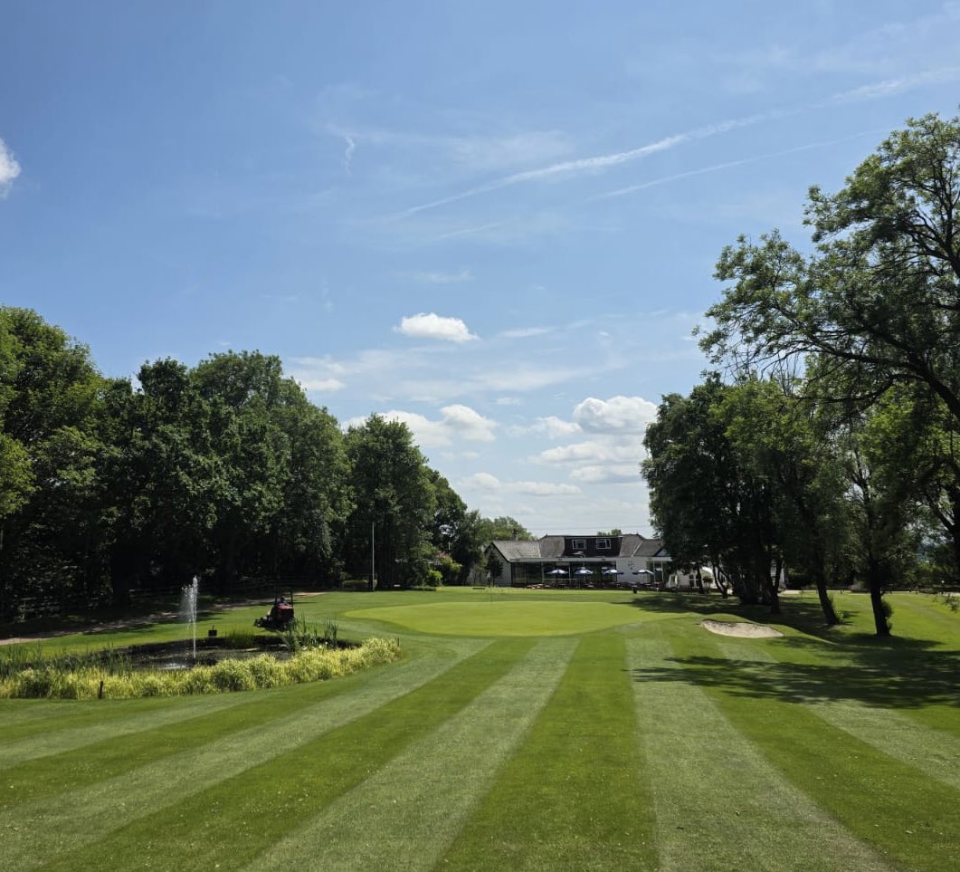 Beautiful sunny day here at Horsforth Golf Club ☀️

We’ve still got tee times available, why not come and join us for a round ⛳️

To book visit visitors.brsgolf.com/horsforth#/cou…

#golf #horsforth #teetimes #leeds
