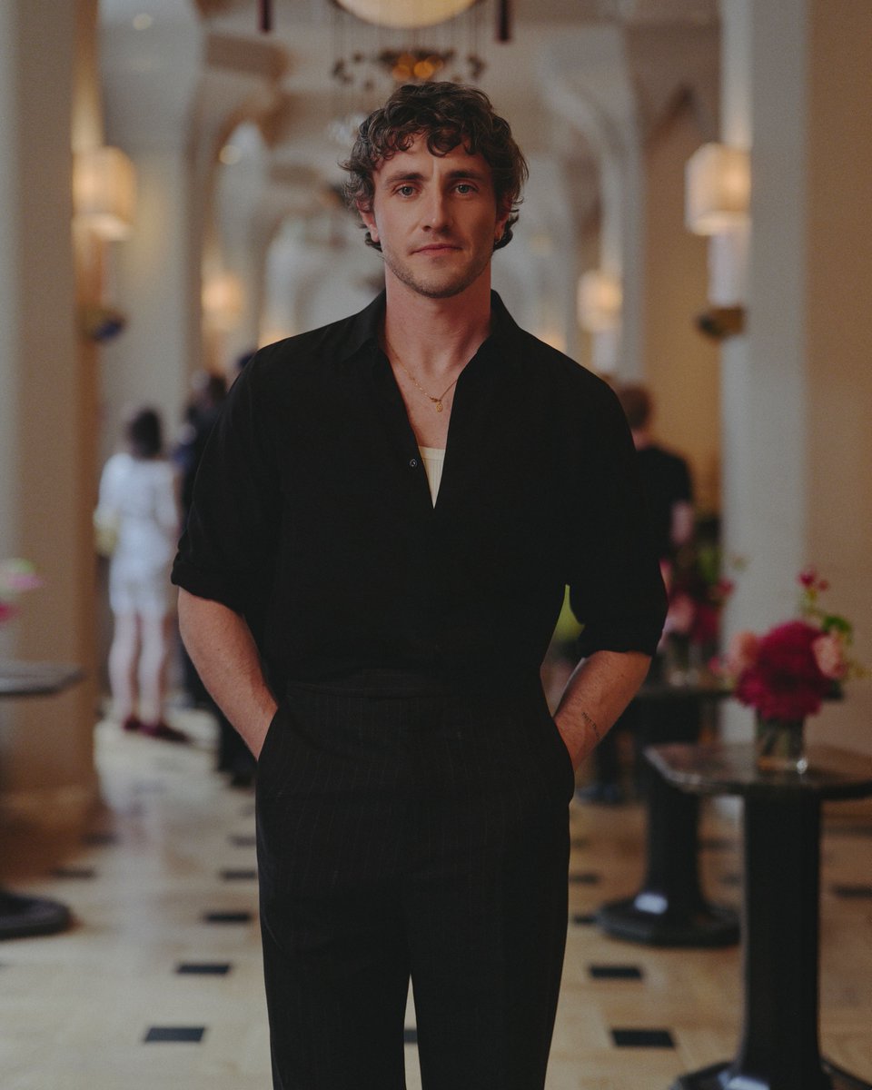 gucci_jp's tweet image. グローバル ブランドアンバサダーでプロテニスプレイヤーのヤニック・シナー @janniksin と俳優のポール・メスカル #PaulMescal が、ロンドンでのテニスシーズンを祝して、グッチが主催したスペシャルディナーに出席。
#JannikSinner