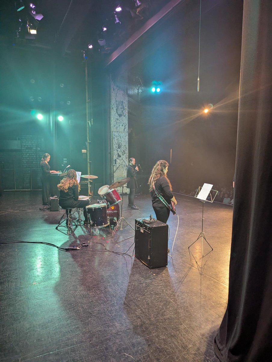 HarrogateHighSchool tweet media