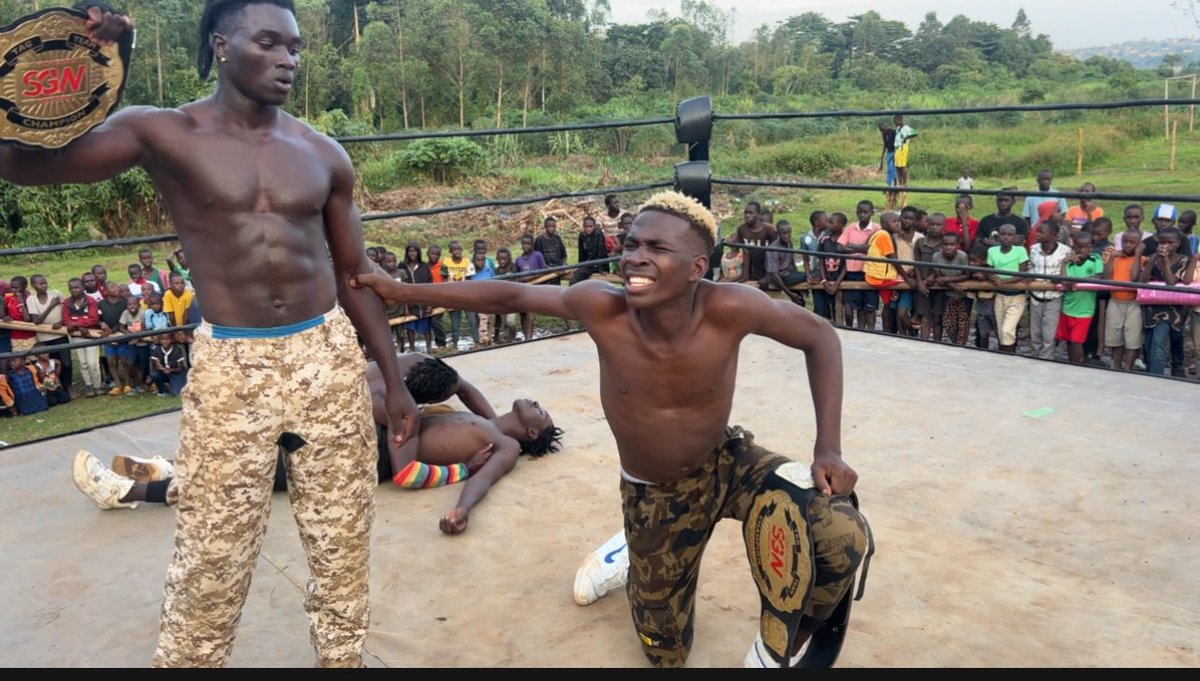 Anoa &amp; army defeat crazy dominions to become the new SGW TAGTEAM champions at SGW BLACK MASS! Full video youtu.be/rzyAYTrymXE?si…