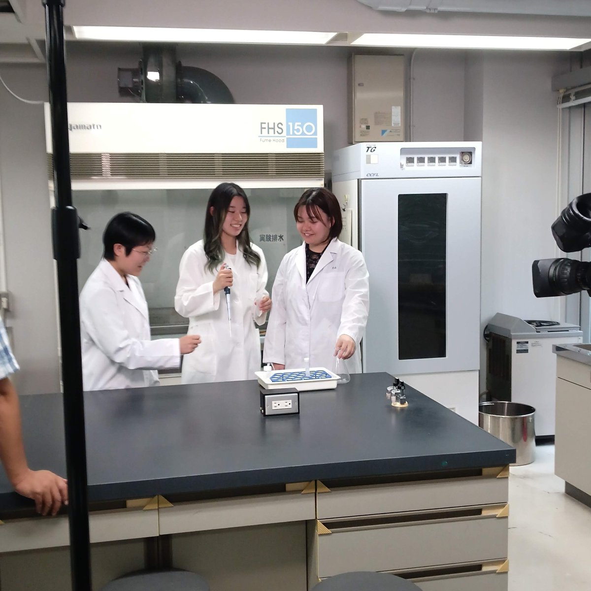 生物資源学科紹介動画の撮影風景。８月３日のオープンキャンパスに向けて準備しています！＃生物資源学科