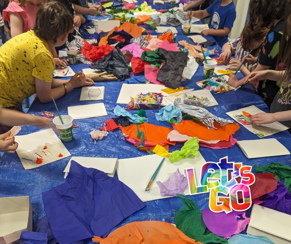 Bringing you... Summer(lee) Art Camp! 🎨

Running at Summerlee Museum from Tue 29 July - Fri 1 August this is the perfect way to discover, create, socialise and have fun ✨

10am - 3pm
7-12 years
£22 per day, £80 for 4 days

Book today: ow.ly/wCWP50W08lX