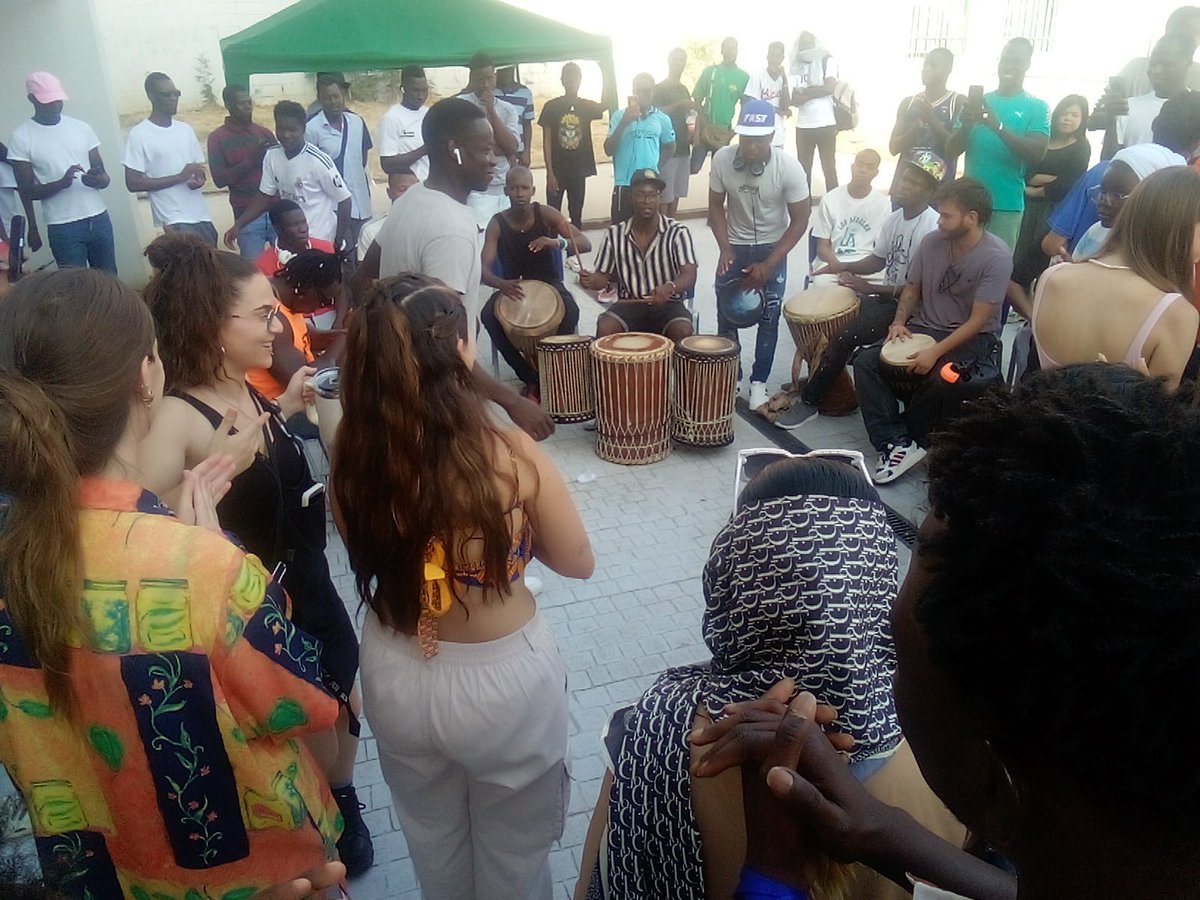 🌍 Celebramos el #DíaMundialDelRefugiado en comunidad. Desde #ConviviendoElMunicipio nos sumamos al #20J con actividades en El Escorial, Leganés y Vallecas junto a personas refugiadas, vecinas y trabajadoras de CEAR. Arte, encuentro y sensibilización para una sociedad más justa💚