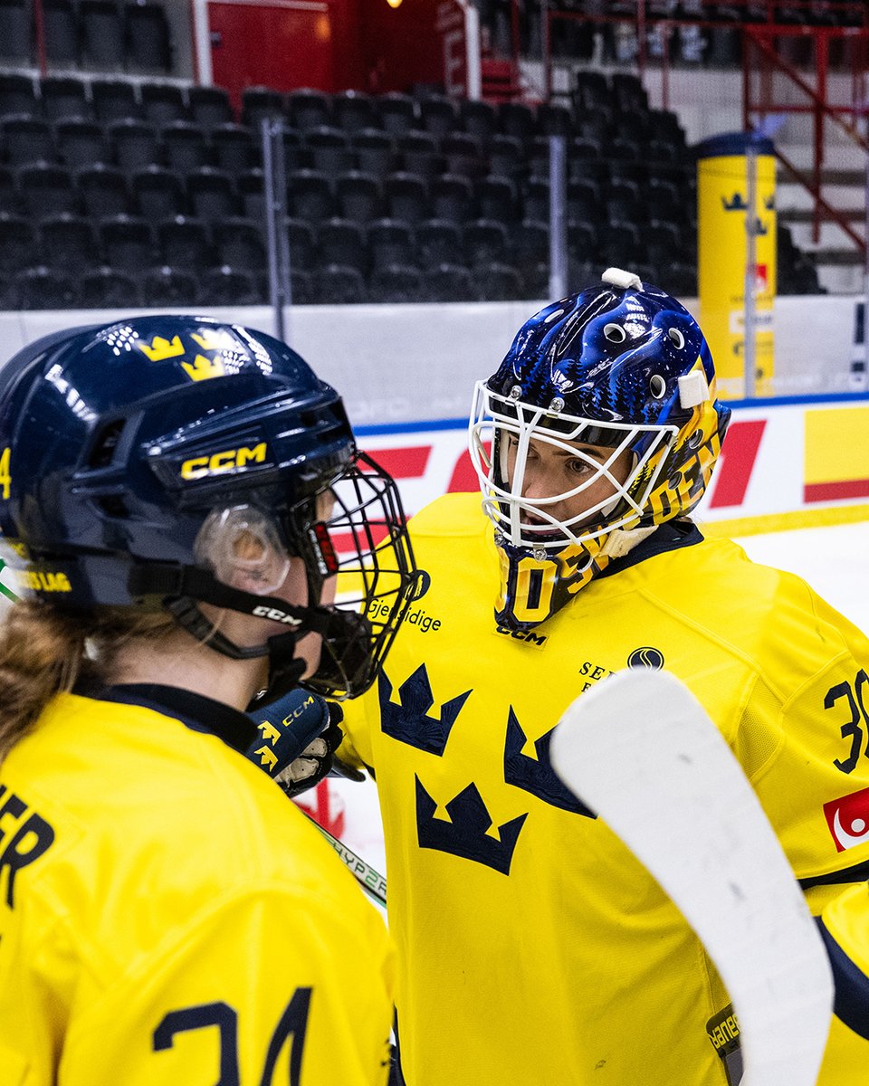 🗓️ Ringa in 5-8 november i kalendern. Då ses vi i Ängelholm för Lidl Hockey Games 🏒🇸🇪
🎫 brnw.ch/21wTM8P
#damkronorna #lidlhockeygames #weht