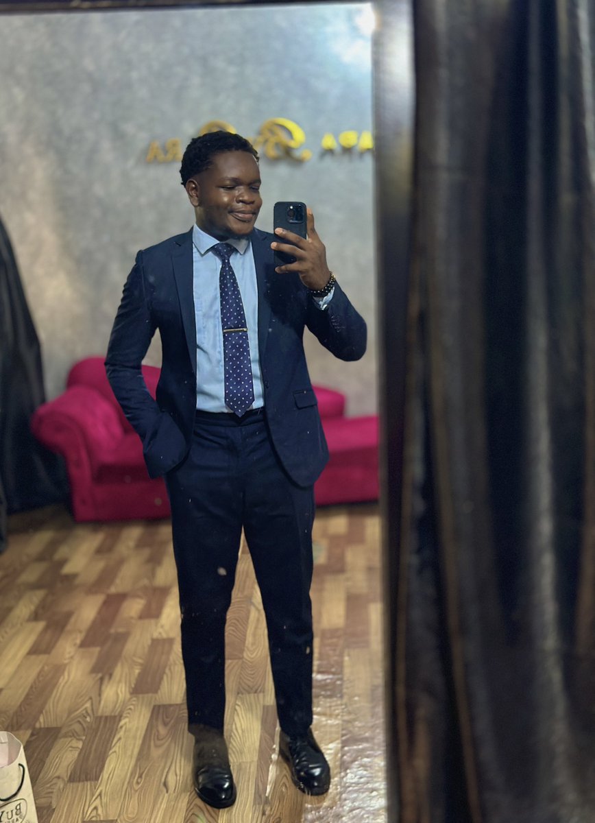 Headboy tweet media