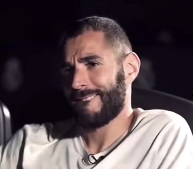 Mauvais résultat actuellement en courte pause sur le jeux le <a href="/GalaxianFGC/">Galaxian Explosion</a> me donne tjr envie de rallumer cette année je devais calmer mais avec un résultat aussi nul jsui obligé de tous vous éteindre au prochain la famille 🥹 ggs <a href="/neiaaa___/">𝐷’</a> <a href="/MK_RZA/">RZA</a> t chaud dans l’orga ! 😲