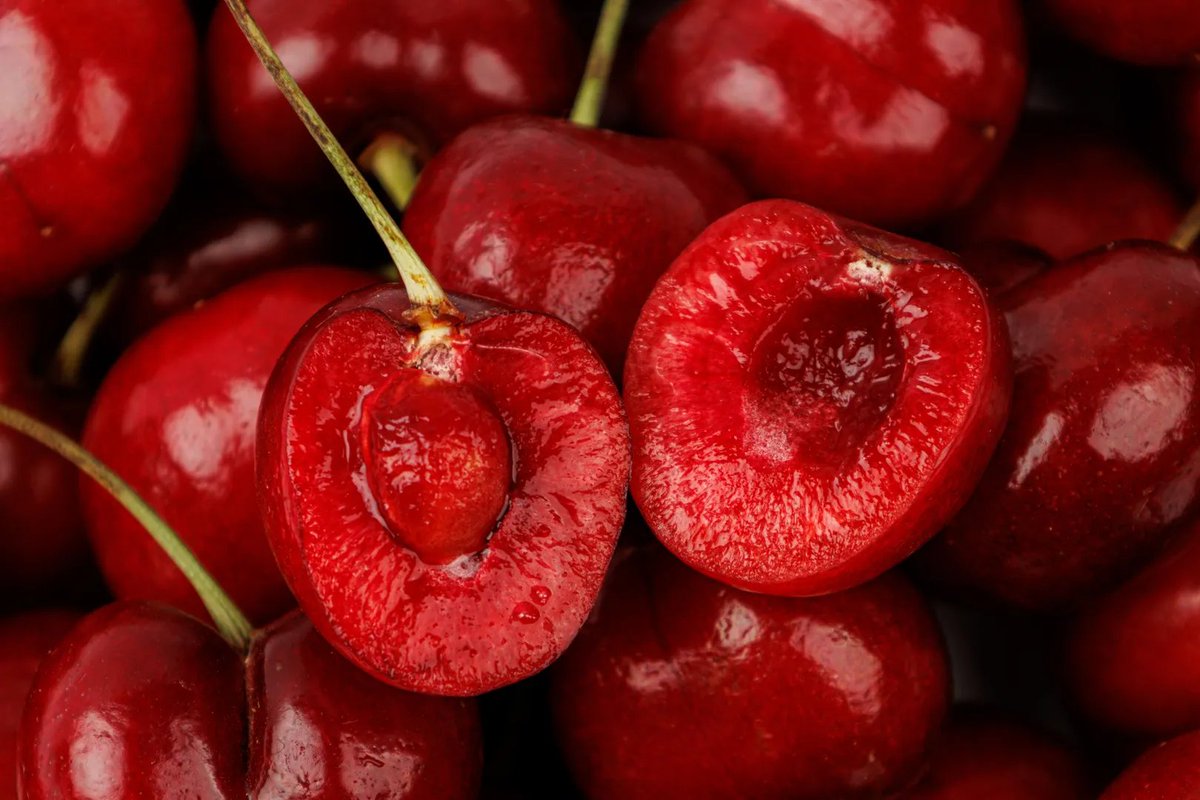 А вы знали, что если репостнуть этот твит и подписаться на нас, можно выиграть килограмм черешни?  Трём случайным распространителям отправим по килограмму ягод!

Результаты объявим 1 июля в 18:00