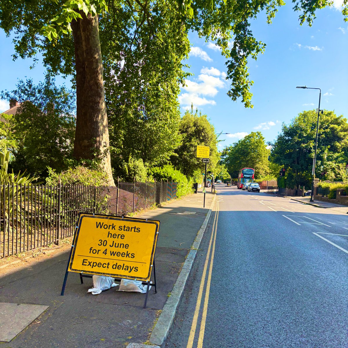 RushCommonLab's tweet image. ⚠️ From 30 June, pavement renewal works will start on Tulse Hill between Upper Tulse Hill and Charles Haller Street.
Works expected to last 4 weeks. Please allow extra time if you’re travelling through the area.
Thanks for your patience while we improve our streets.