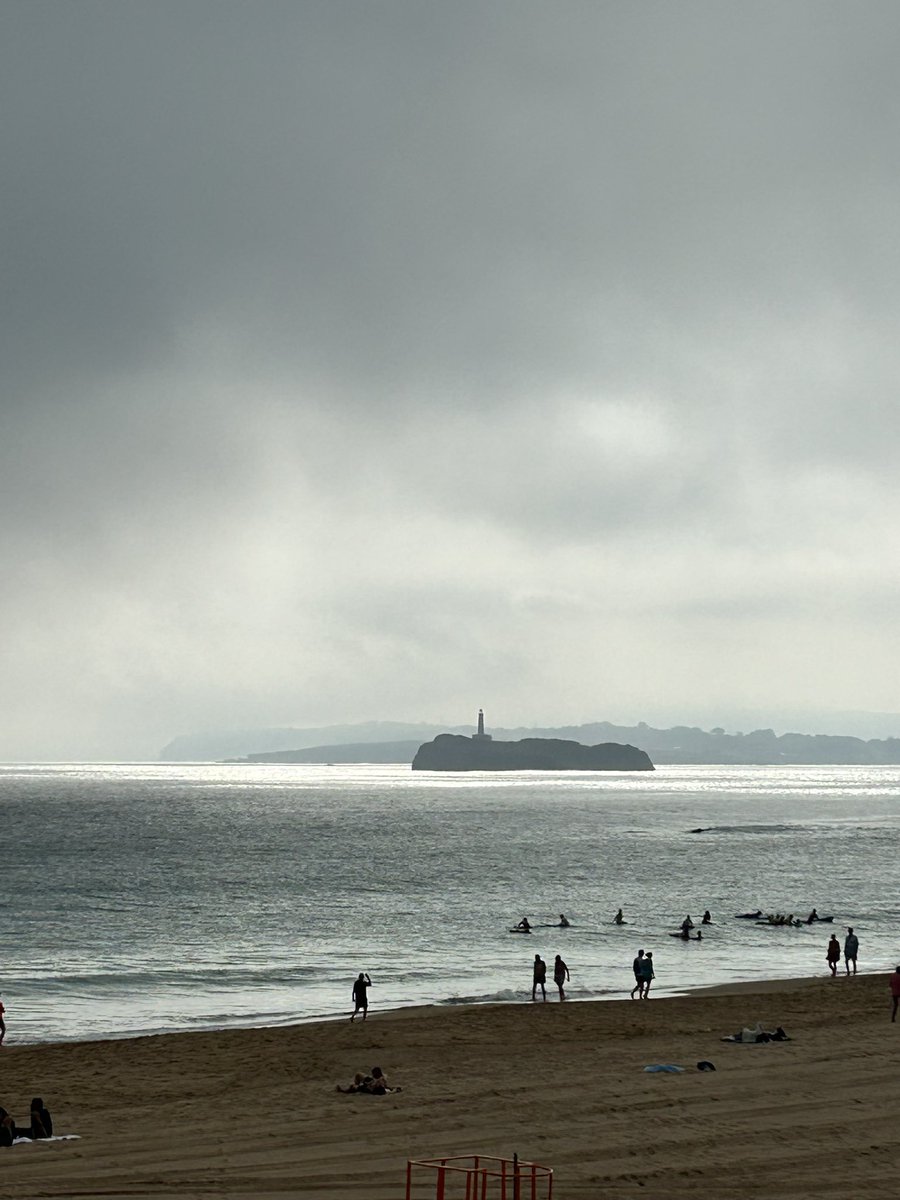 gm! After a week in NY the doctor recommends some time in the north of Spain. Food, wine and beach. Who am I to disagree? 🤣
