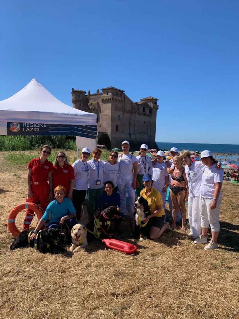 idea_radio's tweet photo. Al via la terza edizione del progetto che vede gli infermieri fornire consigli su stili di vita sani, rischi solari e primo soccorso direttamente sulle spiagge, a partire da Santa Severa 
https://t.co/wKKXs4tULD  Ideanews24 https://t.co/ofLtuMbKUO