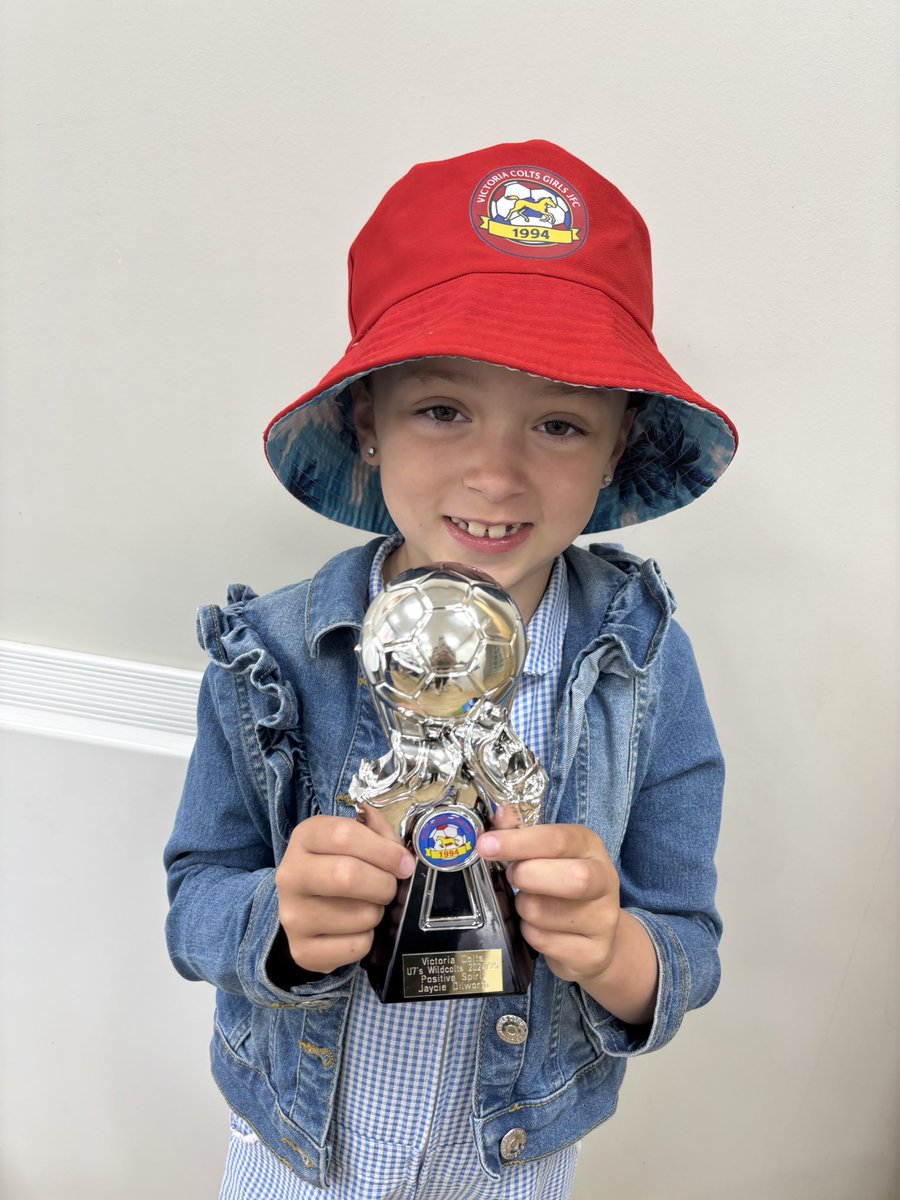 Jaycie from Red Kestrel Crew came into school today super excited to show off her fantastic achievements!

This weekend, Jaycie was awarded the Positive Spirit Award at her football team! Keeping in line with our core values, we are so proud of you Jayc! ⚽️💪

#RockFerryCrew