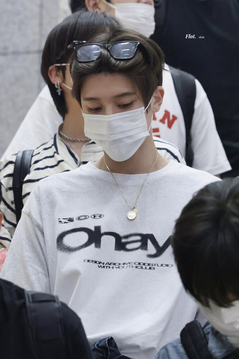 𝐹𝑙𝑜𝑡. tweet media