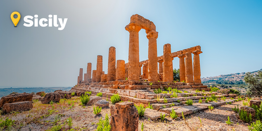 🇮🇹 Sicily: the starting point for an unforgettable trip.
Rent your car upon landing and explore:
🌋 Etna
🏛️ Valley of the Temples
🏖️ San Vito lo Capo
🍝 Villages, ruins, and unique flavours.