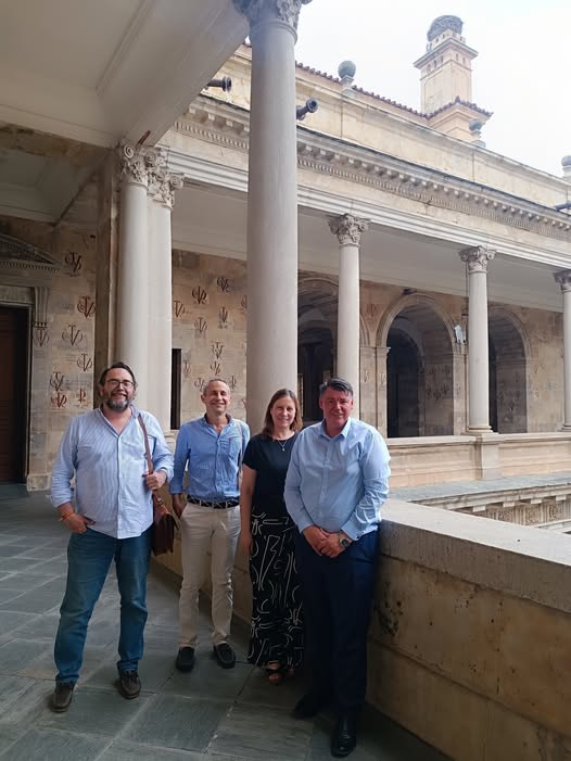 Filosofía y Letras (@fylunav) on Twitter photo Celebrado en Salamanca el Coloquio Internacional «Escuela de Salamanca y Portugal. Camões en el Parnaso español. Traducciones, recepciones, proyecciones», coorganizado por el <a href="/griso_unav/">Grupo de Investigación Siglo de Oro (GRISO), #UNAV</a>.
grisounav.wordpress.com/2025/06/30/cel… Celebrado en Salamanca el Coloquio Internacional «Escuela de Salamanca y Portugal. Camões en el Parnaso español. Traducciones, recepciones, proyecciones», coorganizado por el <a href="/griso_unav/">Grupo de Investigación Siglo de Oro (GRISO), #UNAV</a>.
grisounav.wordpress.com/2025/06/30/cel…