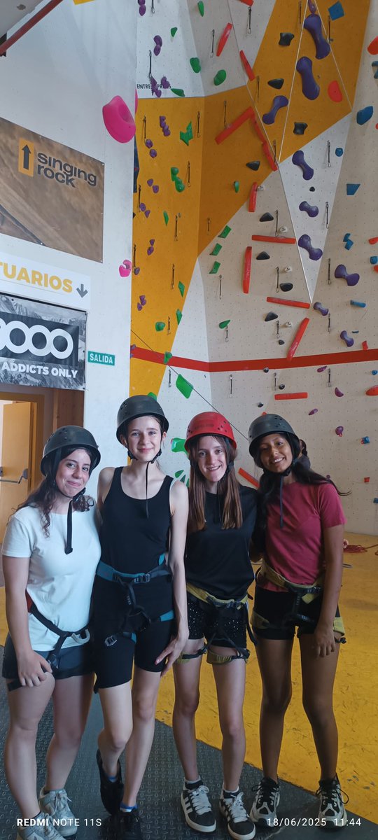 IES PABLO SERRANO tweet media