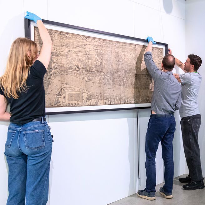 📣Our Shakespeare in London display is now open!
📅 30 June to 25 September 2025 

A chance to see our rarely displayed treasures related to #Shakespeare
✅ Shakespeare's signature
✅ John Keats’ 1820 copy of Shakespeare’s plays 
✅ Civitas Londinum map

thelondonarchives.org/visit-us/exhib…