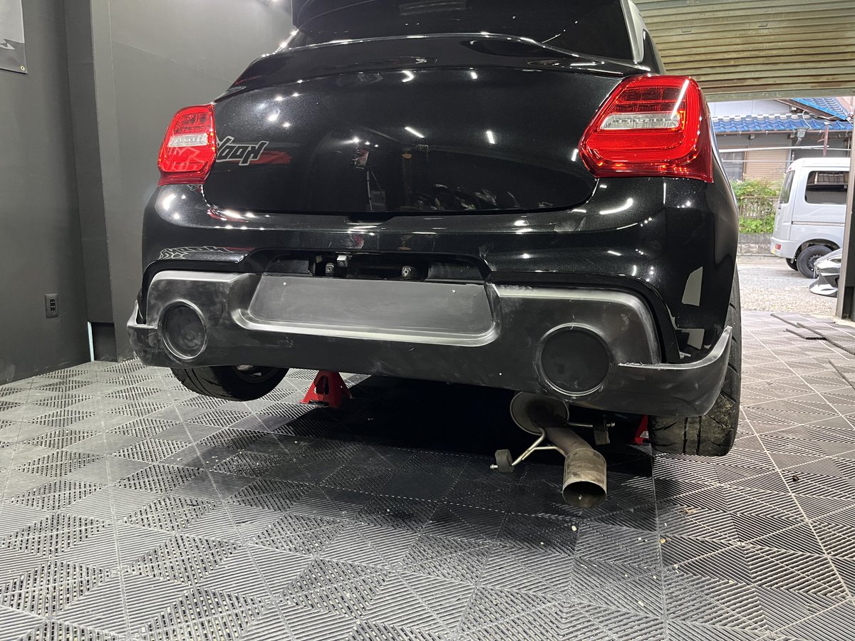 今年のASMはZC33SとZC32Sの2台を展示します！ 新商品フェンダーダクト