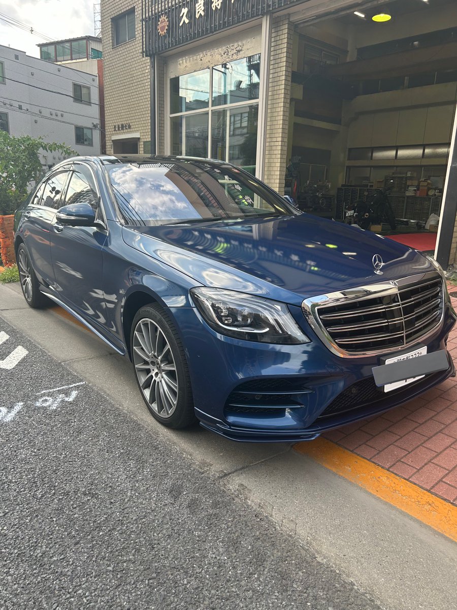 YOLO_CARWRAP's tweet photo. #ベンツ
#カーラッピング
#フルラッピング
#averydennison
#YOLO https://t.co/Tx6CUISoNB