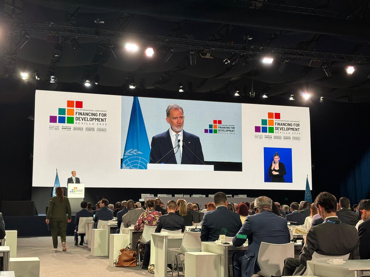 Norway is excited to attend the Financing for Development Conference in Seville. 

We are proud to have co-facilitated the #FFD4 negotiations alongside Mexico, Nepal, Zambia. 

We commend UN Member States for constructive engagement &amp; hard work leading to a consensus outcome.