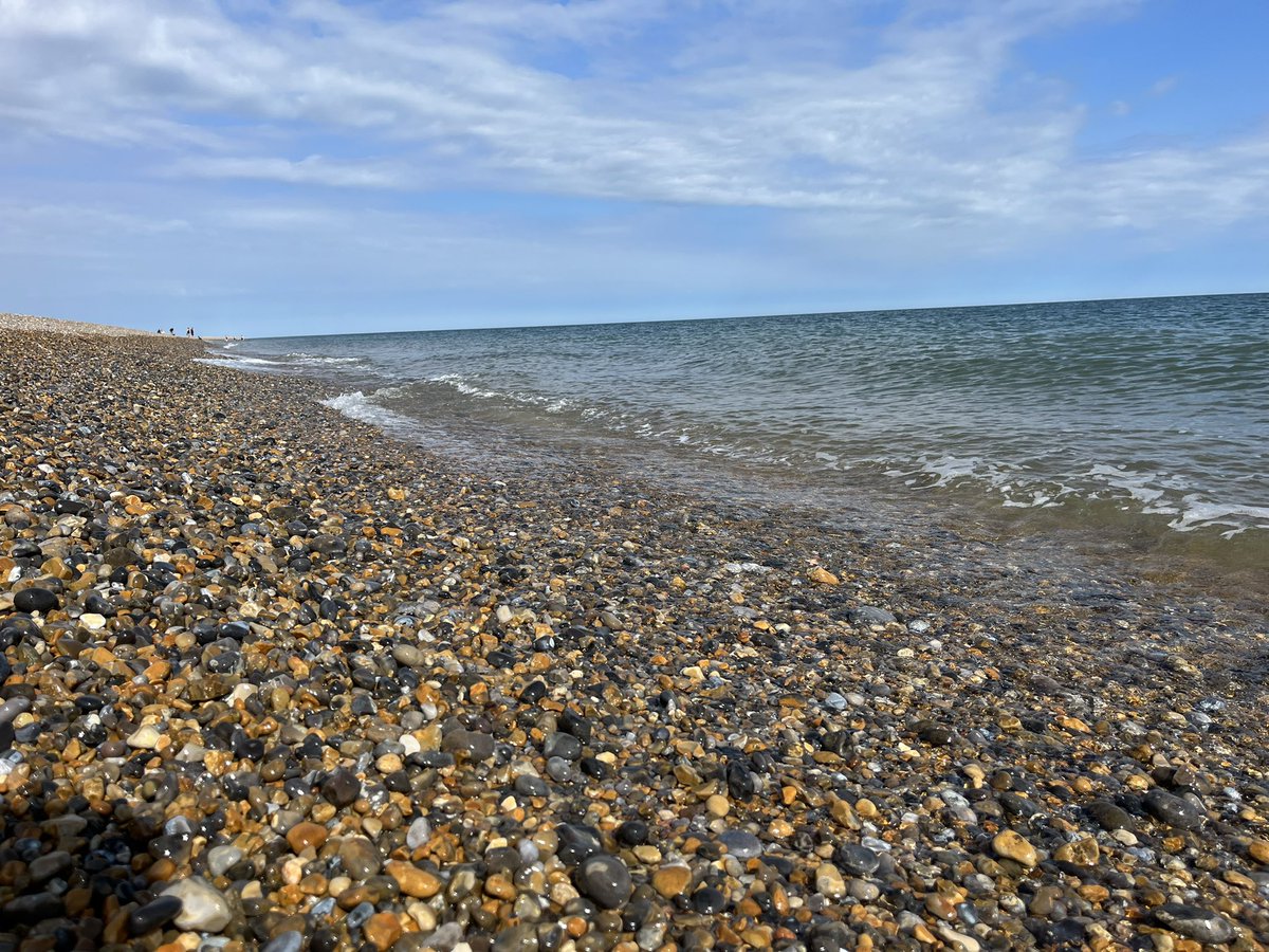 DJR2776's tweet photo. Beach day…
#norfolk
#swimming 
#beach https://t.co/ccKgsIChEp