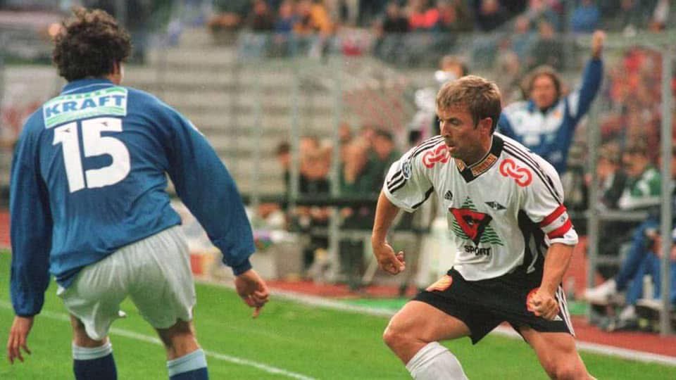 På denne dagen for 29 år siden scorer Mini Jakobsen 2 mål i 3-0 Seieren borte mot Molde <a href="/minilikeblid/">Mini</a>