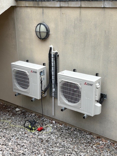 ❄️ Cool news from Thirlestaine Breast Clinic!

New AC units in Ultrasound Rooms A &amp; B = better comfort for patients 💗 and staff 👩‍⚕️, plus improved equipment performance.

Huge thanks to our Capital Minor Works Team for making it happen! 👏