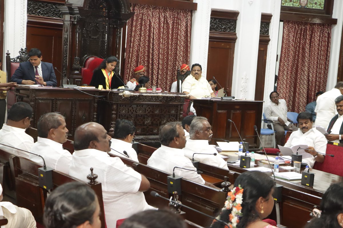 nchitrarasu's tweet photo. இன்று ரிப்பன் கட்டிட மாமன்றக் கூட்டரங்கில் மதிப்பிற்குரிய மேயர் திருமதி. @PriyarajanDMK அவர்கள் தலைமையில் நடைபெற்ற, பெருநகர சென்னை மாநகராட்சியின் மாதாந்திர மாமன்றக் கூட்டத்தில் பங்கேற்றோம்.
@mkstalin @Udhaystalin #Ward110 #OraniyilTamilNadu #DMK4TN #DMK #Chitrarasu #ChennaiWestDMK #AnnaNagar #Chepauk #Triplicane #ThousandLights