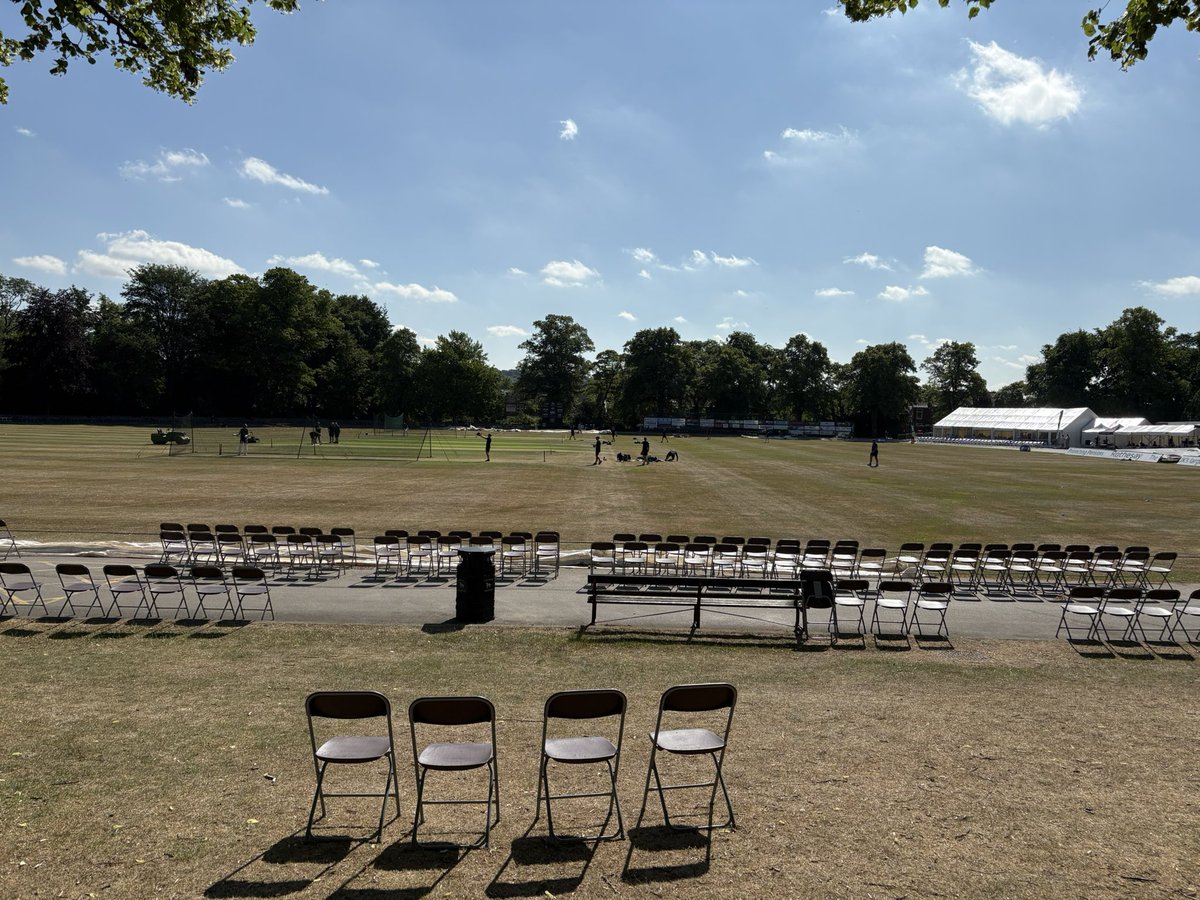 Day 2 in the park - glorious ☀️☀️☀️ , have a great day <a href="/DerbyshireCCC/">Derbyshire CCC</a> <a href="/LancsCCC/">LancsCCC</a> <a href="/Chesterfield_CC/">Chesterfield Cricket Club</a> 🍻🏏